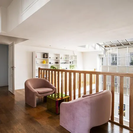 Lägenhet Loft De Luxe Avec Terrasse A Pigalle *