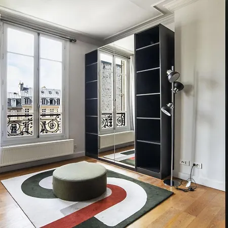 Loft De Luxe Avec Terrasse A Pigalle *