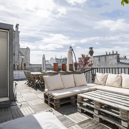 Lägenhet Loft De Luxe Avec Terrasse A Pigalle *